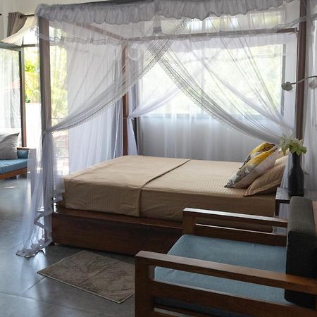 Bed and Breakfast Srimany Mirissa Exterior foto